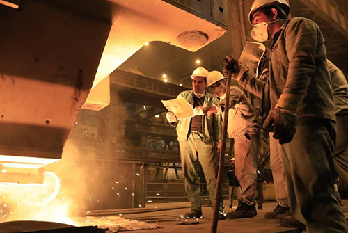 تولید تختال فولاد الکتریکی با ۱.۸ درصد سیلیسیم برای نخستین بار در کشور توسط فولاد مبارکه